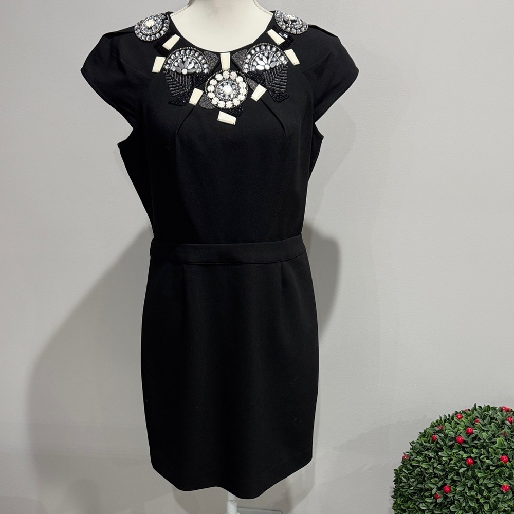 NWOT bebe Black Mini Dress with Crystal Necklace Embellishment Sz M - Picture 2 of 11